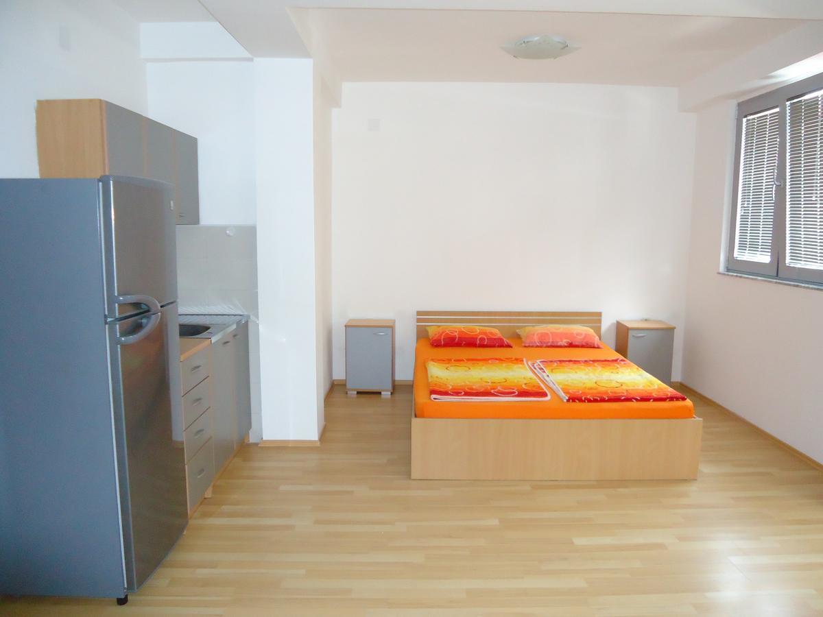 Apartments Stefanel Ohrid For Family And Couples Only Exterior photo